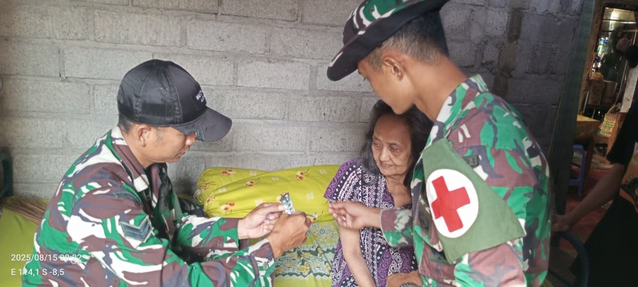TNI ‘Serbu’ Warga Sekitar Dusun Silirsari