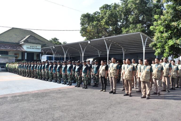 Apel Gabungan Dalam Rangka Penutupan TMMD 125 Kodim 0825/Banyuwangi