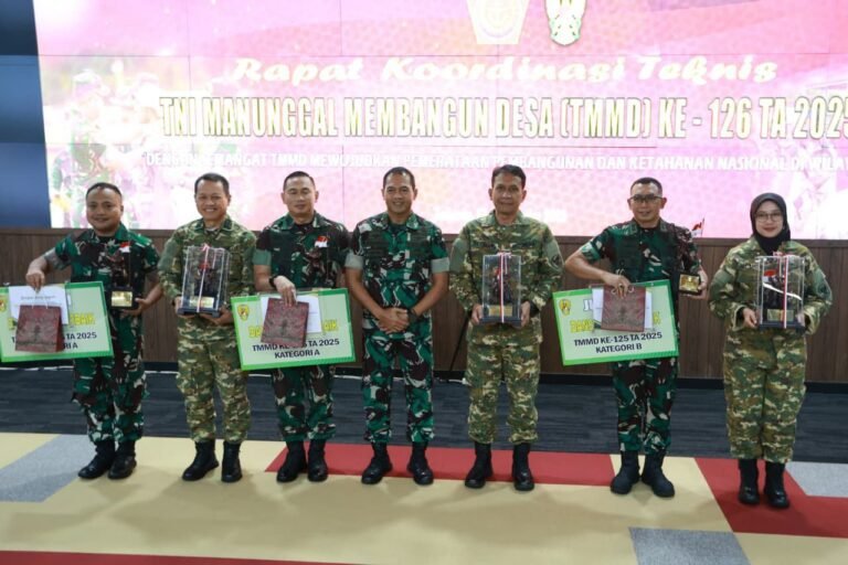 Kerja Nyata Kodim 0825/Banyuwangi Torehkan Prestasi Gemilang di TMMD ke-125, Raih Tiga Penghargaan Piala KASAD Sekaligus