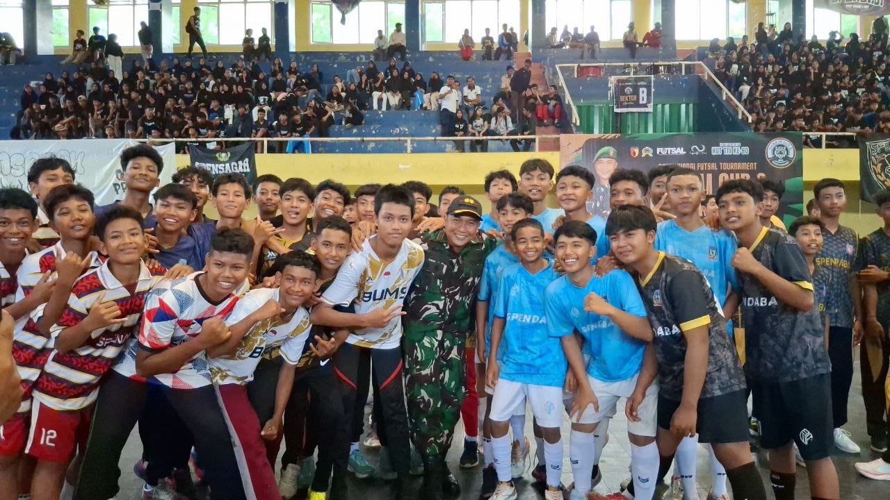 Dandim 0825 Banyuwangi Resmi Buka Turnamen Futsal DANDIM CUP 2, Kobarkan Semangat Generasi Muda