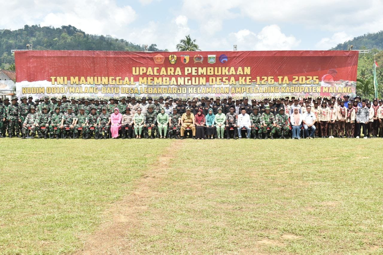 BUPATI MALANG RESMI BUKA TMMD KE-126 KODIM 0818/MALANG-BATU DI DESA LEBAKHARJO