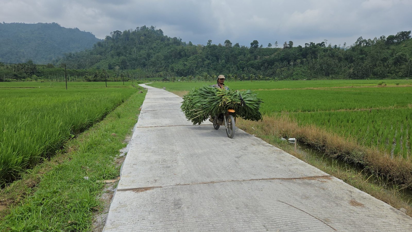 Program TNI Manunggal Membangun Desa (TMMD) ke-126 Kodim 0818/Malang-Batu terus memberikan manfaat nyata bagi masyarakat pedesaan.