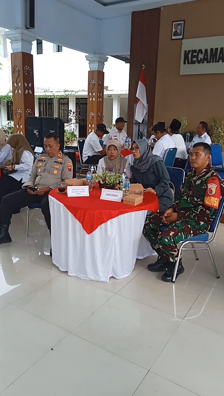 Babinsa Cluring Hadiri Musrenbang RKPD Tingkat Kecamatan Secara Daring