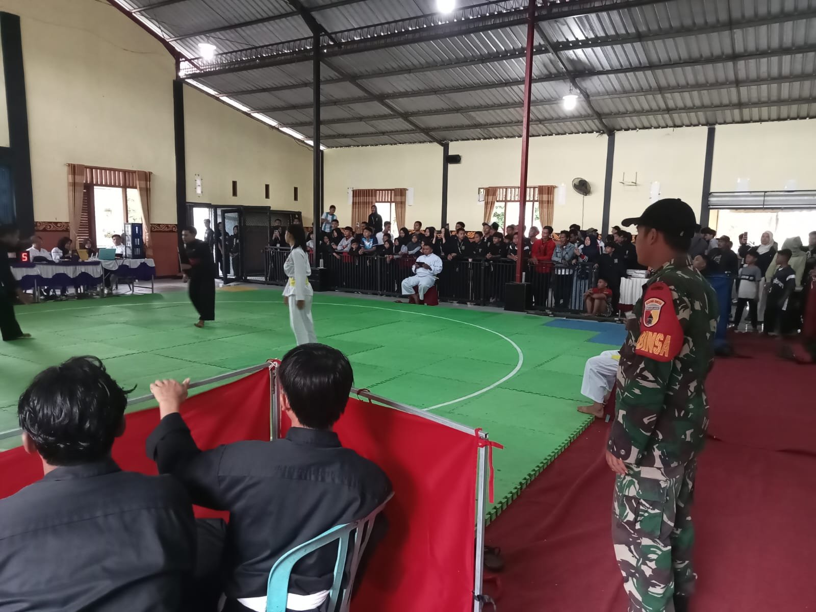 Babinsa Cluring Dampingi Kegiatan KRIDA SISWA IX PSHT Cabang Banyuwangi