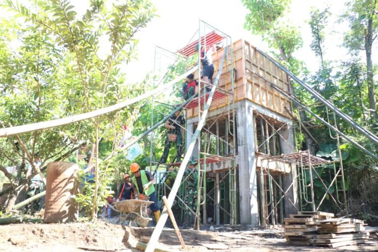 Pembangunan Tandon Air Program TMMD Ke-128 di Dusun Klagin Capai 85 Persen