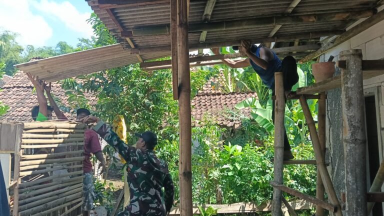RTLH Milik Warga Dusun Klagin Desa Brabe Telah Mencapai 75 Persen, Satgas TMMD Ke-128 Optimis Tuntas Sesuai Target