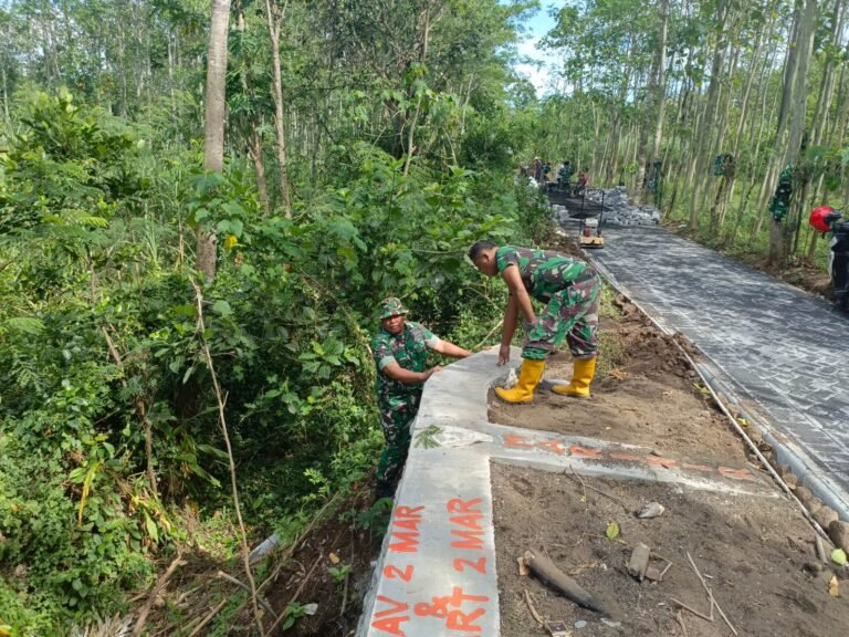 Siap Cegah Potensi Longsor, Satgas TMMD Ke-128 Tuntaskan Pembangunan TPT di Desa Brabe.